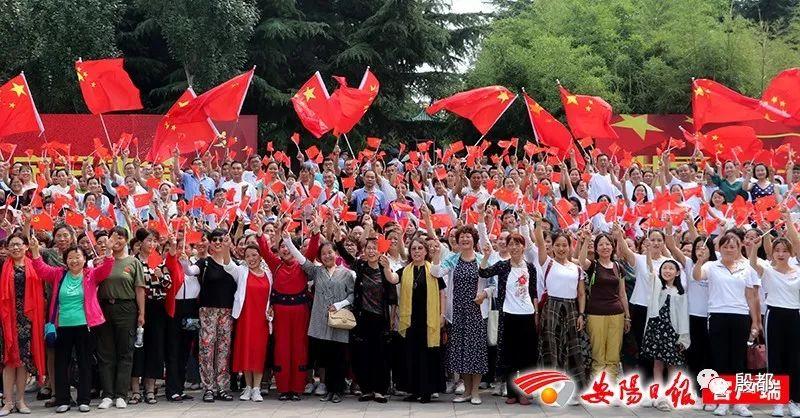 代表委员说丨河南省政协委员李晴川:注重能动司法 共绘多元解纷新“枫”景